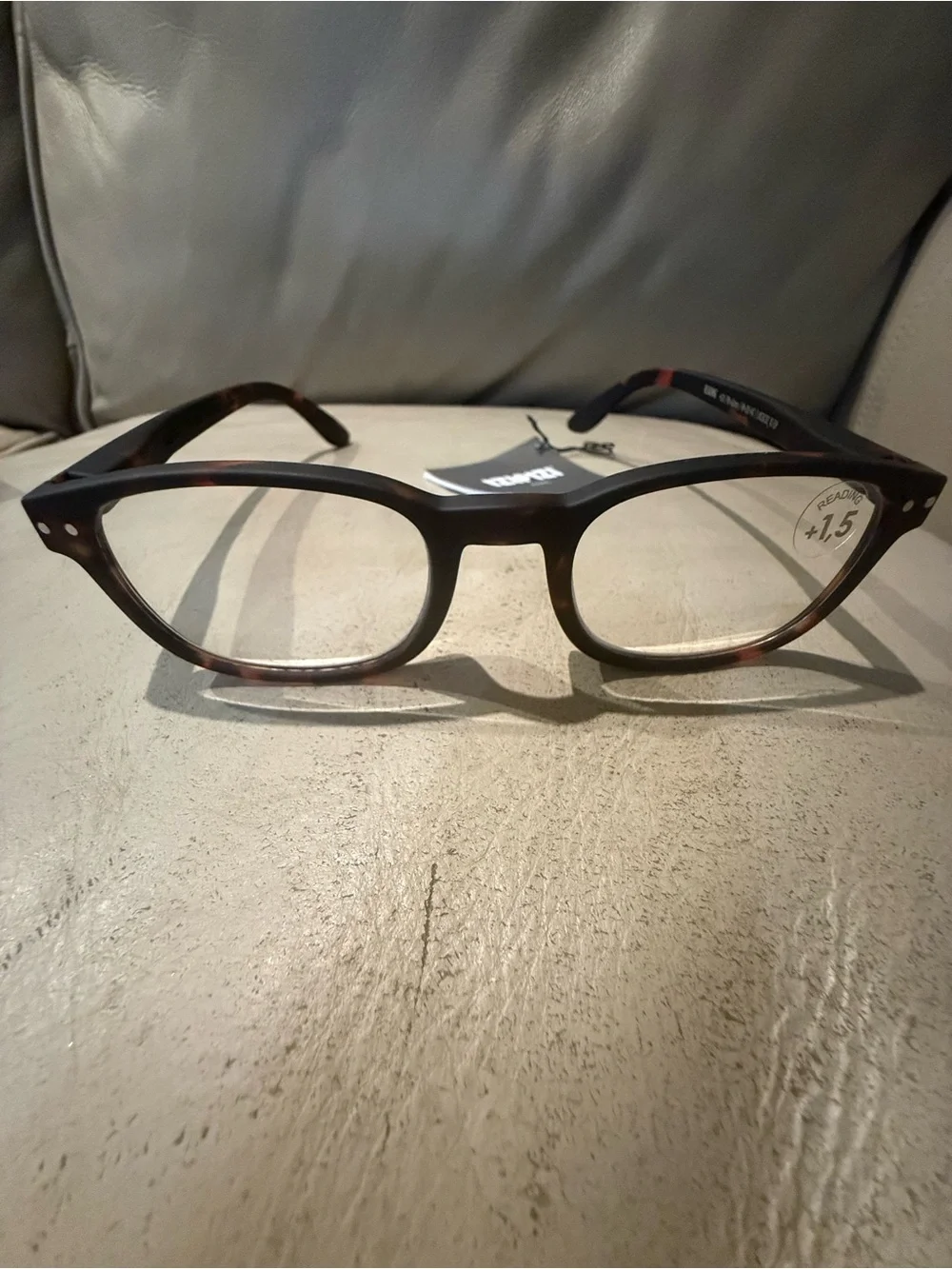 NWT NWB IZIPIZI 1.0 Reading Glasses for Women or Men - Style B in Tortoise